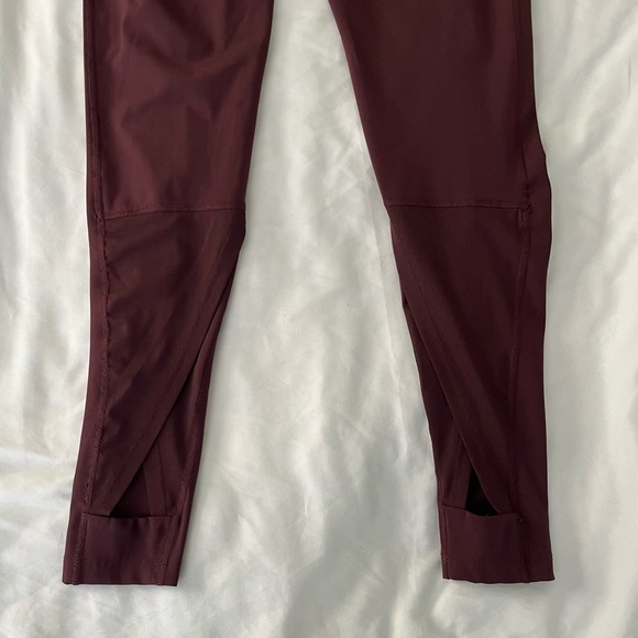 Nike Pro Intertwist Leggings Burgundy - Picture 3 of 7